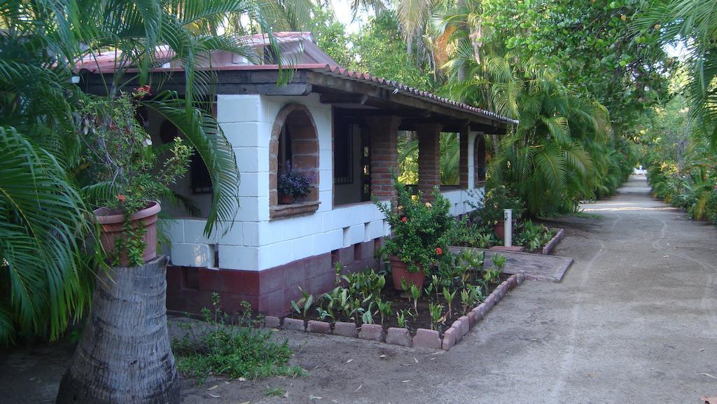 Quinta Erika Boutique Hotel By Rotamundos Coyuca de Benitez Habitación foto